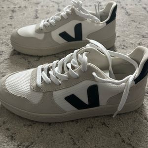 VEJA V-10 Mesh White Nautico